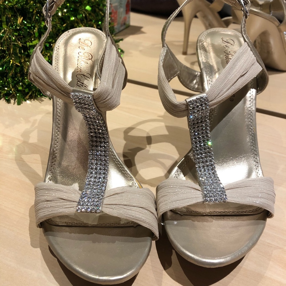 Nude/gold/studded open toed 3 in. heels